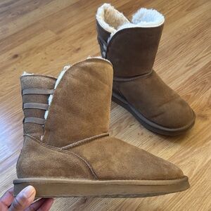 Cozy Bearpaw Suede Boots - size 10